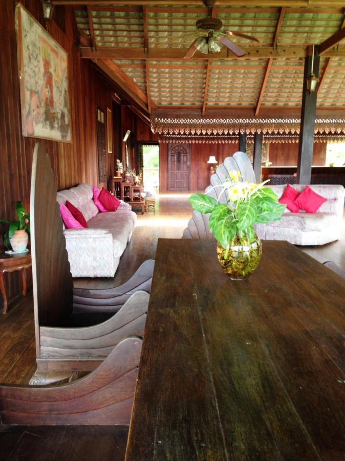 Ruen Thai Rim Haad Thang Kwian Zewnętrze zdjęcie