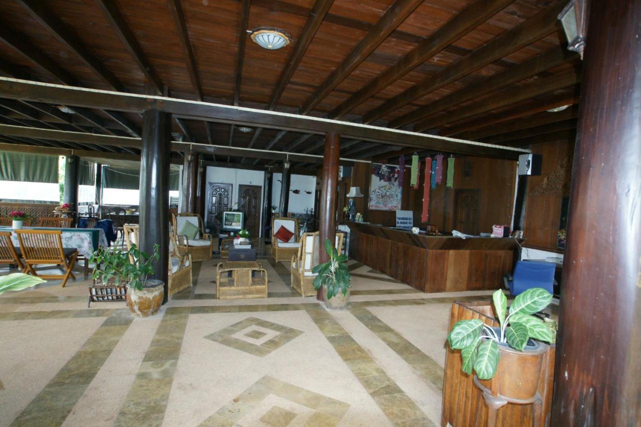 Ruen Thai Rim Haad Thang Kwian Zewnętrze zdjęcie