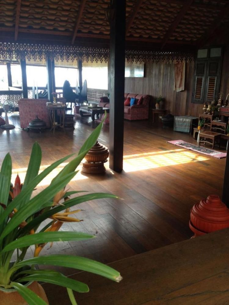 Ruen Thai Rim Haad Thang Kwian Zewnętrze zdjęcie