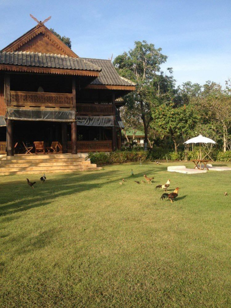 Ruen Thai Rim Haad Thang Kwian Zewnętrze zdjęcie