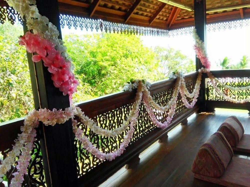 Ruen Thai Rim Haad Thang Kwian Zewnętrze zdjęcie